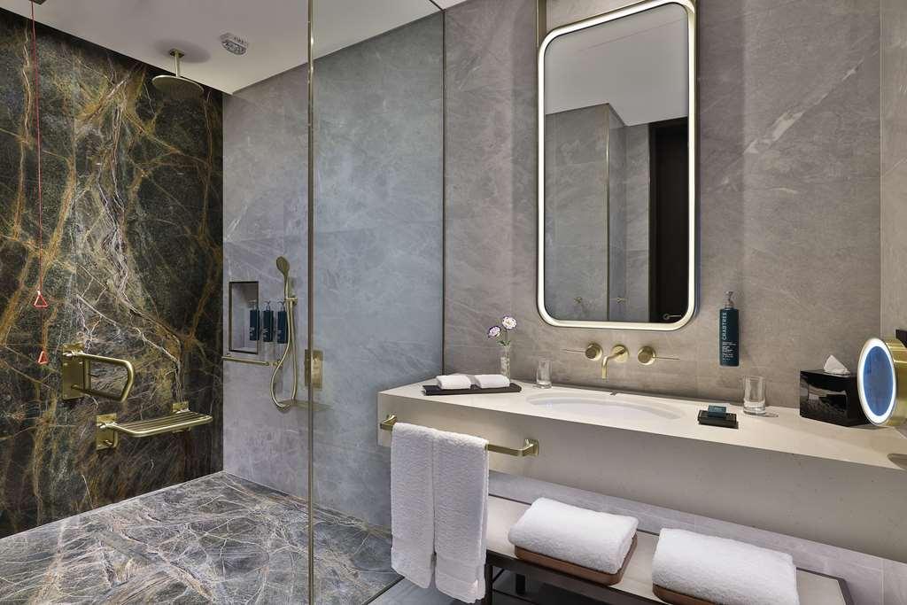 Embassy Suites By Hilton Dubai Business Bay Bilik gambar